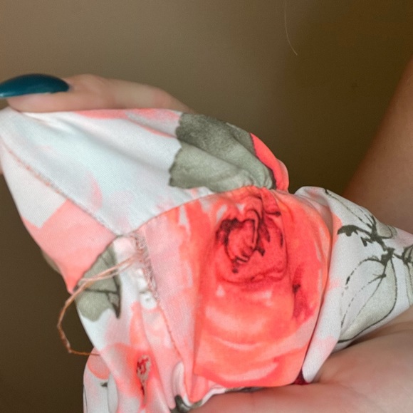 Floral Print Romper - Picture 4 of 6